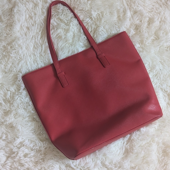 Elegant Red Tote Bag - Picture 9 of 12
